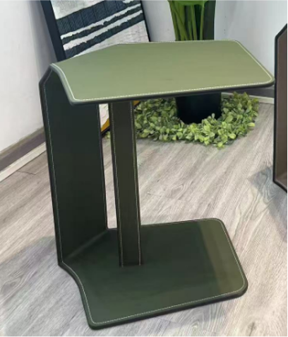 Table en cuir - écru