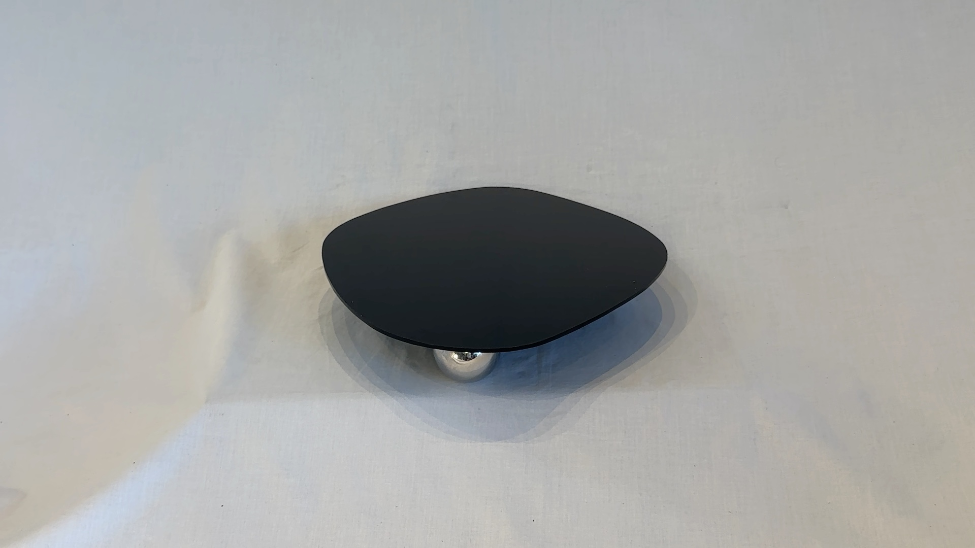 Plateau sur pied en boules - Noir