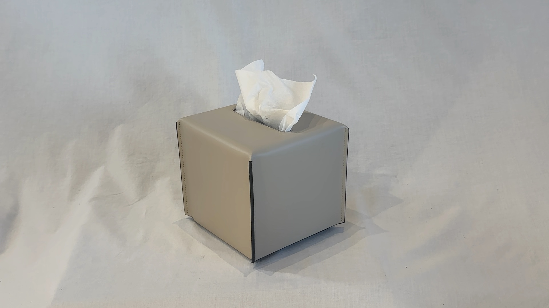 Boîte à mouchoirs en cuir